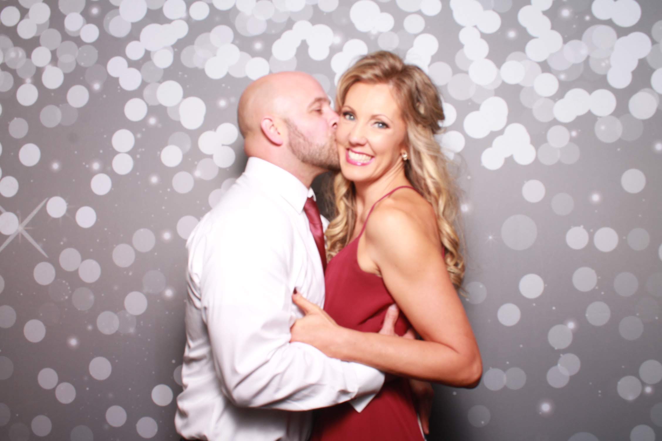 Lindsey Adams Reception at The Madison | View more photos from the event at gallery.photoboothcincy.com/u/PhotoBoothCincy/Lindsey-Adams-Reception-at-The-Madison